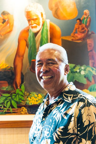 20140113_090707 D3.jpg - Four Seasons Hualalea.   Earl, a native Hawaiin.  Painting  is of a mythicsal physician.